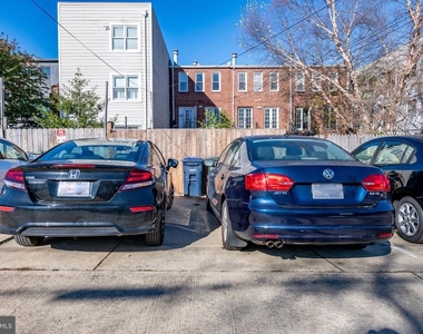 1815 E East Capitol Street Se - Photo Thumbnail 17