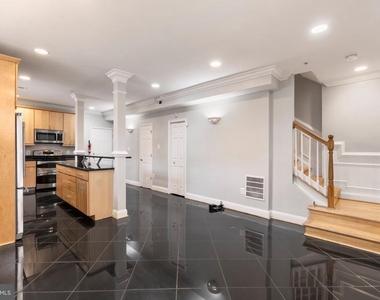 3537 New Hampshire Avenue Nw - Photo Thumbnail 3