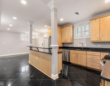 3537 New Hampshire Avenue Nw - Photo Thumbnail 5