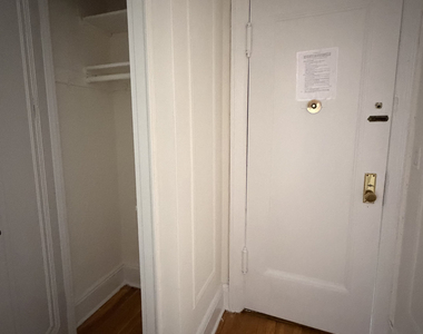 31-15 21st Avenue - Photo Thumbnail 11