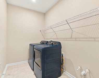 136 Holly Creek Drive - Photo Thumbnail 72