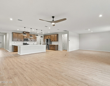 136 Holly Creek Drive - Photo Thumbnail 83