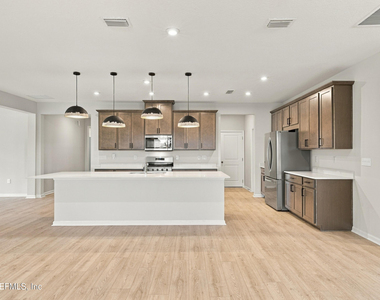 136 Holly Creek Drive - Photo Thumbnail 46