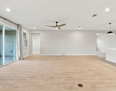 136 Holly Creek Drive - Photo Thumbnail 82