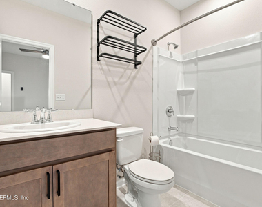 136 Holly Creek Drive - Photo Thumbnail 100