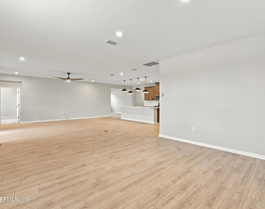 136 Holly Creek Drive - Photo Thumbnail 80
