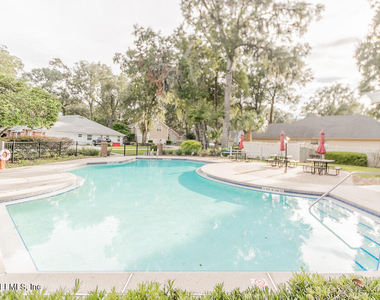 11889 W Clearwater Oaks Drive - Photo Thumbnail 46