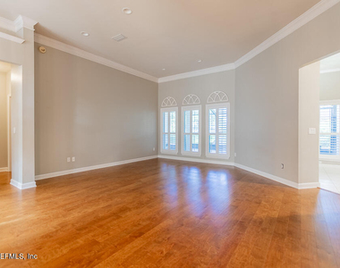 11889 W Clearwater Oaks Drive - Photo Thumbnail 8