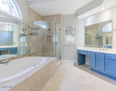 11889 W Clearwater Oaks Drive - Photo Thumbnail 22