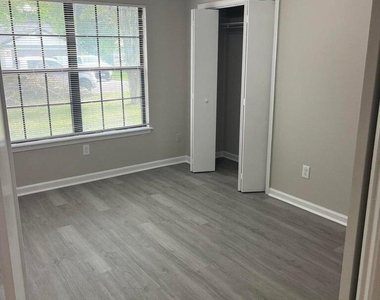 1557 Shearwater Drive - Photo Thumbnail 17