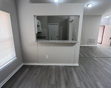 1557 Shearwater Drive - Photo Thumbnail 10