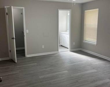 1557 Shearwater Drive - Photo Thumbnail 12