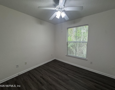 8539 Gate Parkway W - Photo Thumbnail 9
