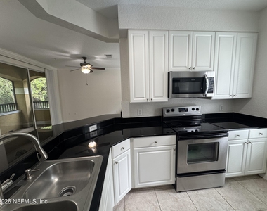 8539 Gate Parkway W - Photo Thumbnail 13