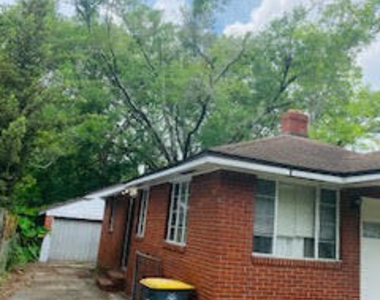 1032 St Clair Street - Photo Thumbnail 2