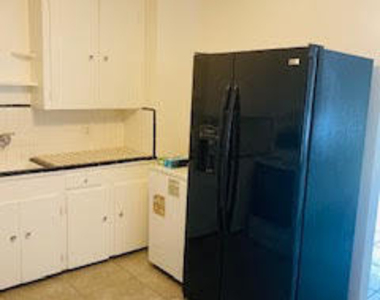1032 St Clair Street - Photo Thumbnail 12