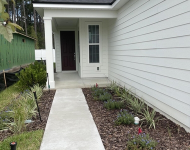 1812 Mickey Way - Photo Thumbnail 1