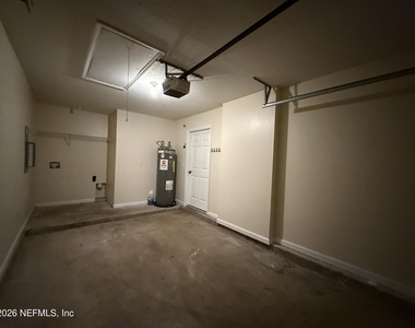 1800 Green Springs Circle - Photo Thumbnail 25