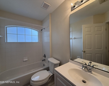 1800 Green Springs Circle - Photo Thumbnail 22