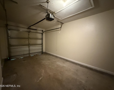 1800 Green Springs Circle - Photo Thumbnail 26