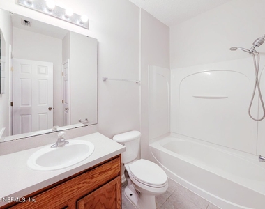 12301 Kernan Forest Boulevard - Photo Thumbnail 11
