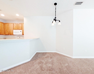 12301 Kernan Forest Boulevard - Photo Thumbnail 4