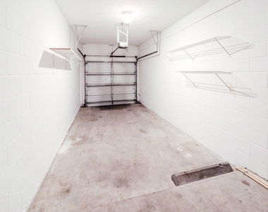 12301 Kernan Forest Boulevard - Photo Thumbnail 13