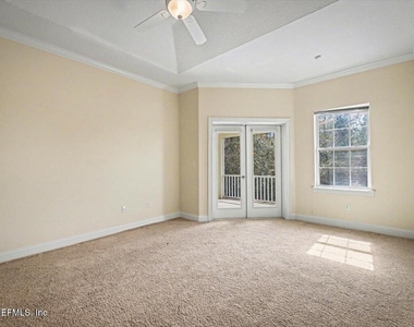 100 Bermuda Bay Circle - Photo Thumbnail 20