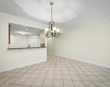 100 Bermuda Bay Circle - Photo Thumbnail 11