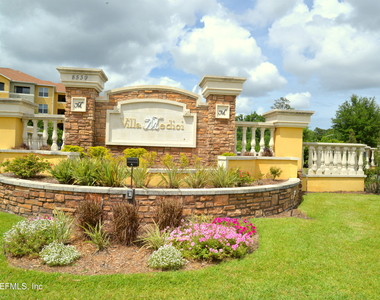 8539 Gate Parkway W - Photo Thumbnail 10