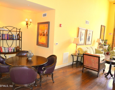 8539 Gate Parkway W - Photo Thumbnail 9