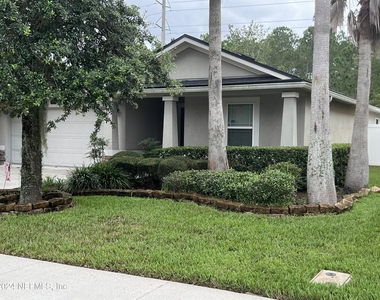 16289 Magnolia Grove Way - Photo Thumbnail 2