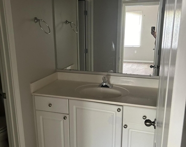 3750 Silver Bluff Boulevard - Photo Thumbnail 8