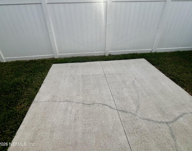 14765 Cashew Avenue - Photo Thumbnail 20