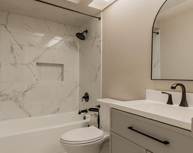 1067 Hibiscus Street - Photo Thumbnail 19