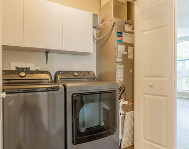 1067 Hibiscus Street - Photo Thumbnail 28