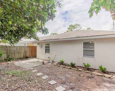 1067 Hibiscus Street - Photo Thumbnail 31