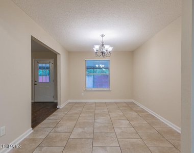 10516 E Chippendale Circle - Photo Thumbnail 9