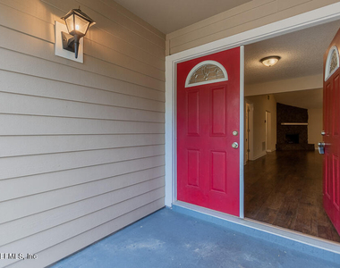 10516 E Chippendale Circle - Photo Thumbnail 2