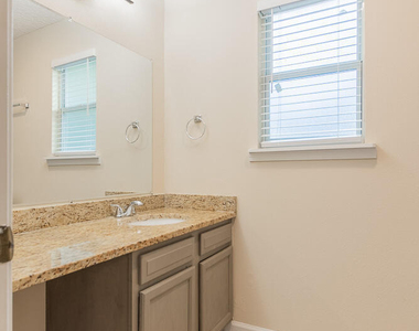 10516 E Chippendale Circle - Photo Thumbnail 15