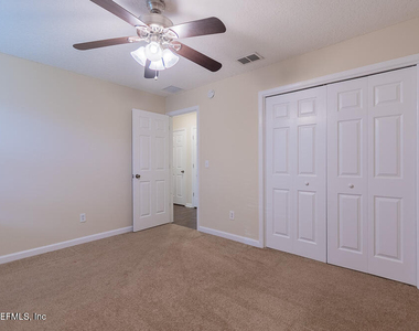10516 E Chippendale Circle - Photo Thumbnail 18