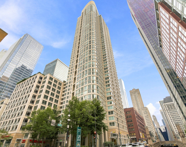 345 N La Salle Street - Photo Thumbnail 18