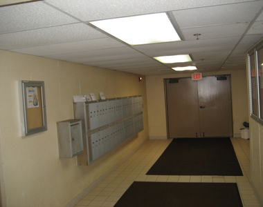 13200 W Heiden Circle - Photo Thumbnail 20