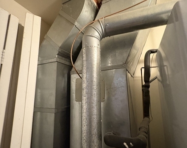 6435 S Kenwood Avenue - Photo Thumbnail 29
