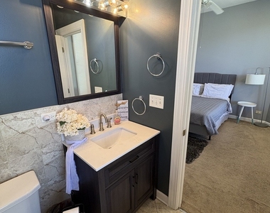 6435 S Kenwood Avenue - Photo Thumbnail 21
