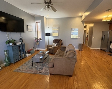 6435 S Kenwood Avenue - Photo Thumbnail 3
