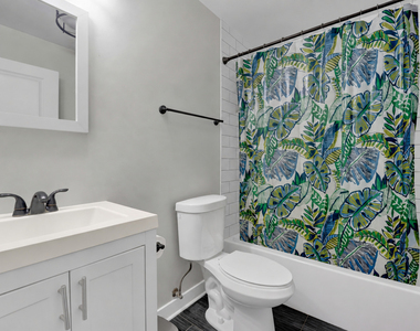 4437 W Fullerton Avenue - Photo Thumbnail 13