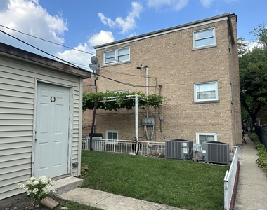 8638 Trumbull Avenue - Photo Thumbnail 23