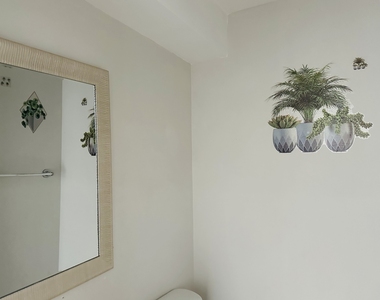 8638 Trumbull Avenue - Photo Thumbnail 17