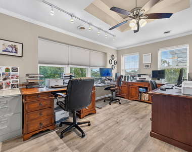 51 N Williams Street - Photo Thumbnail 8